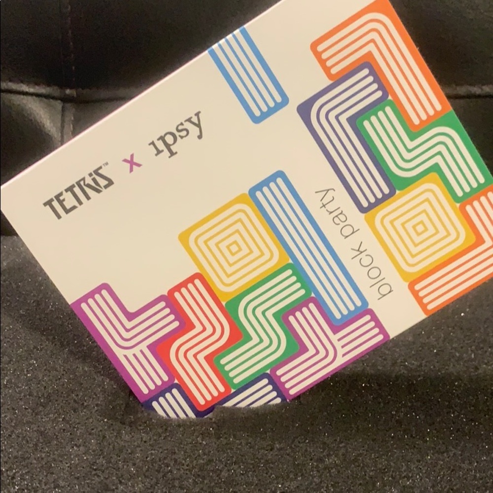 Tetris Eyeshadow Palette (NIP)